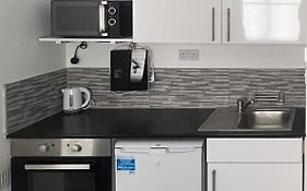 Cosy Self Contained Studio Flat
